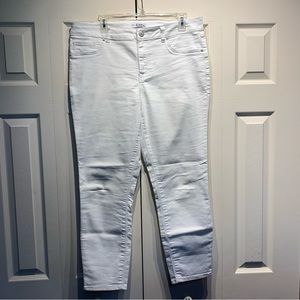 D. Jeans White Cropped Denim Jeans Size 14 Summer style
